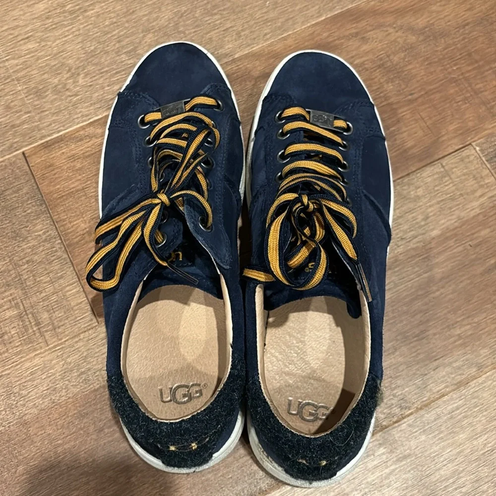 Ugg sneakers - Picture 2 of 4